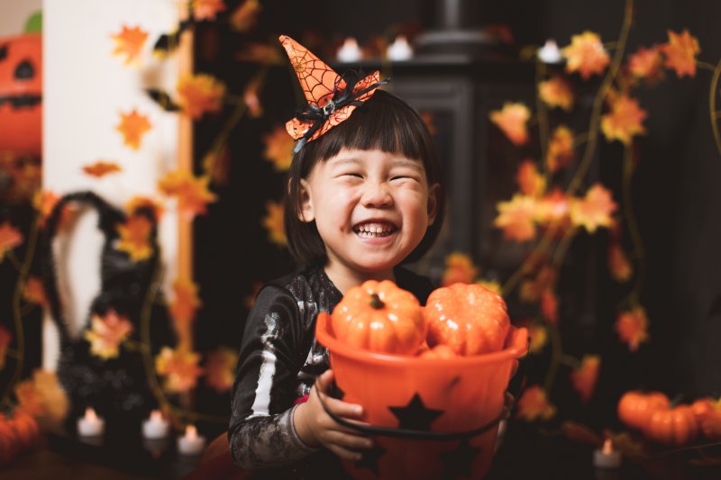 5 Halloween Candy Tips | Prevent Halloween Cavities | Children's Dentist